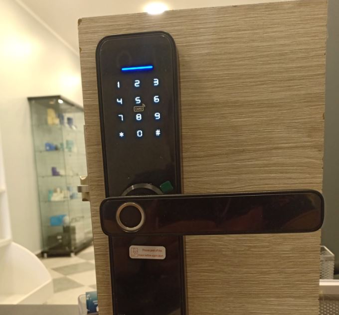 serrure-intelligente-maroc-dangers-homologuee